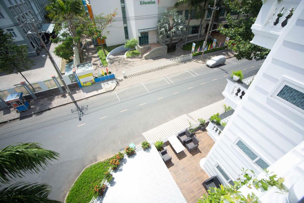 Reddoorz Plus Near Secc مدينة هوشي منه المظهر الخارجي الصورة
