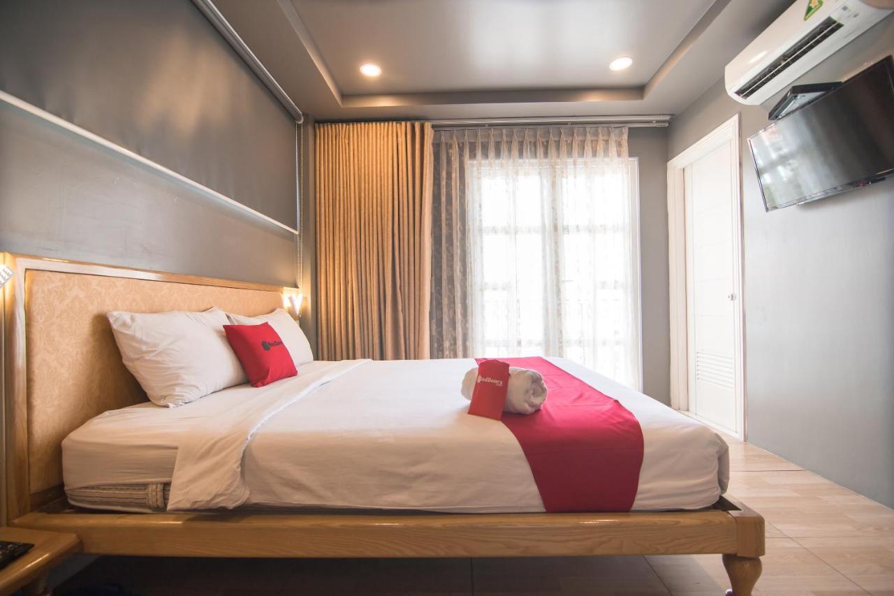 Reddoorz Plus Near Secc مدينة هوشي منه المظهر الخارجي الصورة