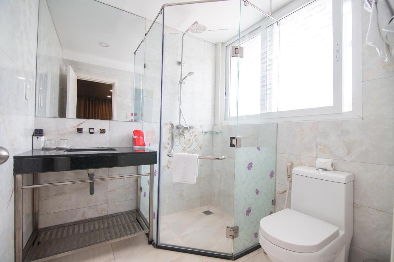 Reddoorz Plus Near Secc مدينة هوشي منه المظهر الخارجي الصورة