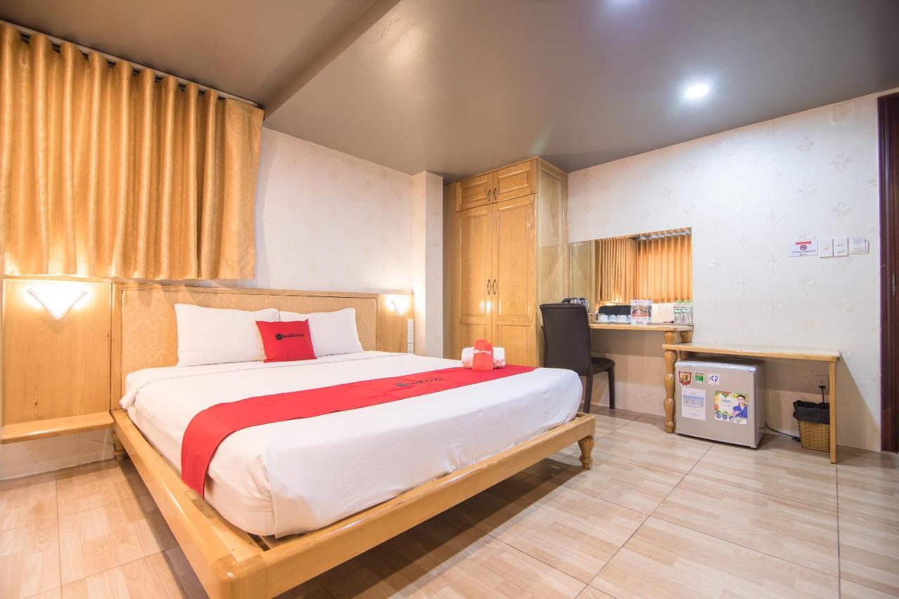 Reddoorz Plus Near Secc مدينة هوشي منه المظهر الخارجي الصورة