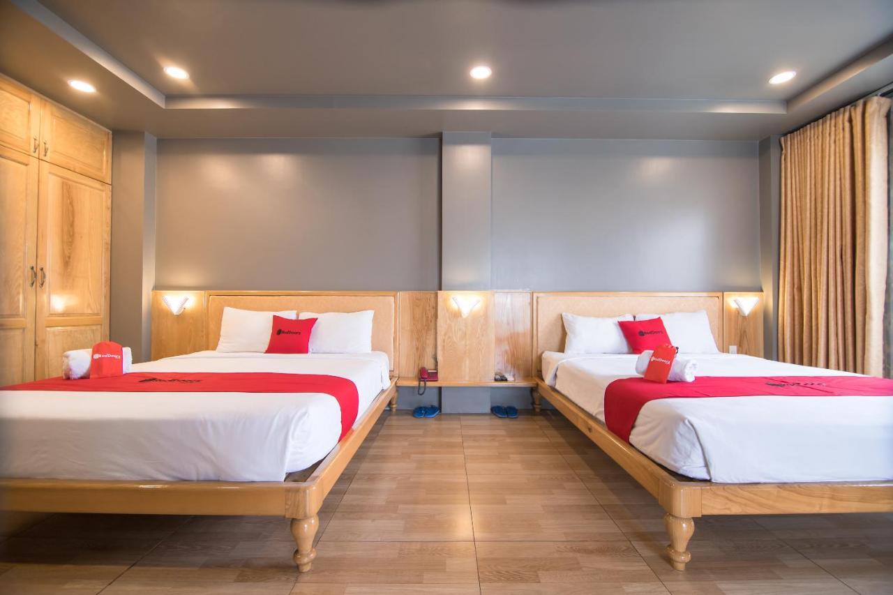 Reddoorz Plus Near Secc مدينة هوشي منه المظهر الخارجي الصورة