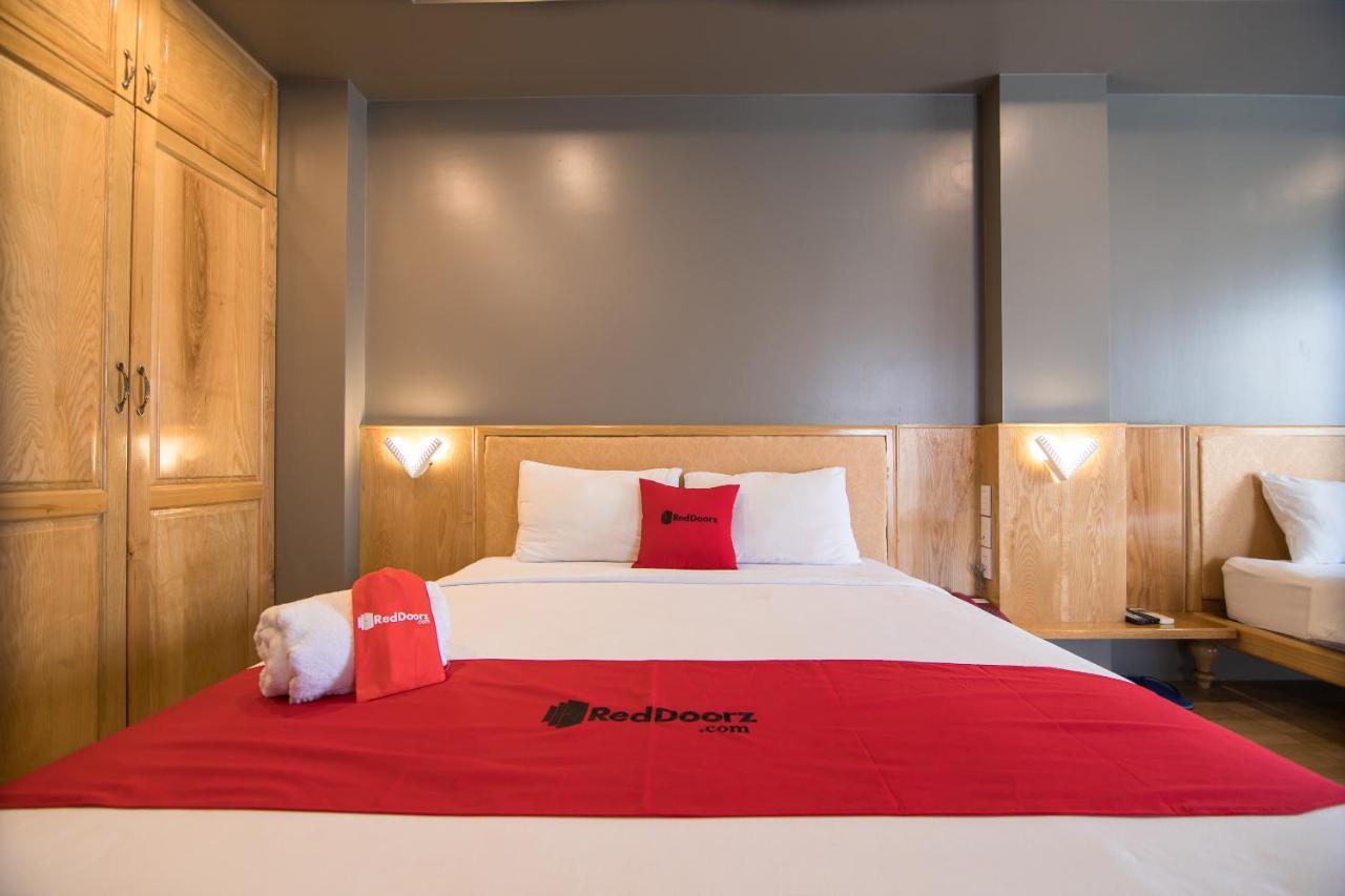 Reddoorz Plus Near Secc مدينة هوشي منه المظهر الخارجي الصورة