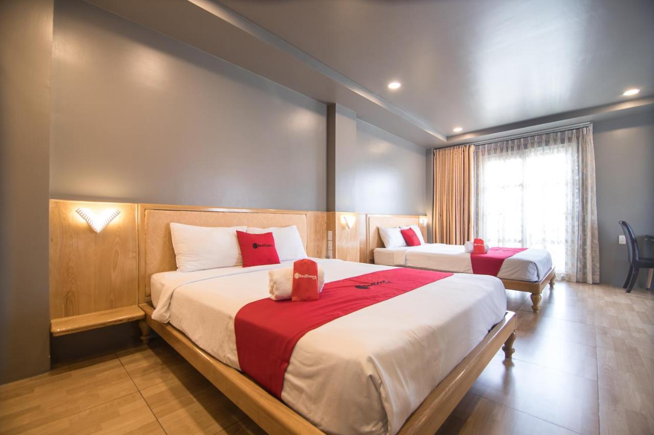 Reddoorz Plus Near Secc مدينة هوشي منه المظهر الخارجي الصورة