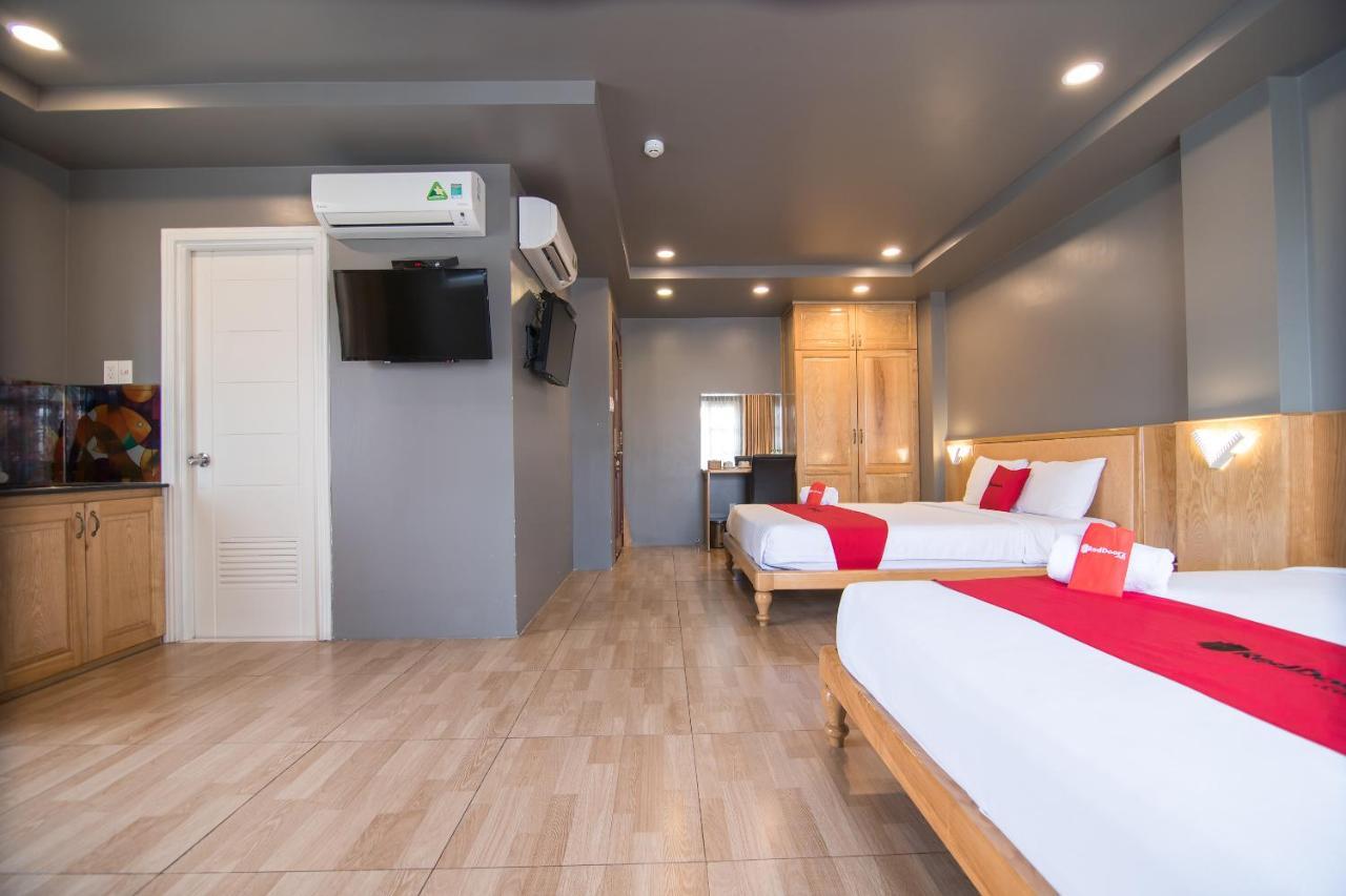 Reddoorz Plus Near Secc مدينة هوشي منه المظهر الخارجي الصورة
