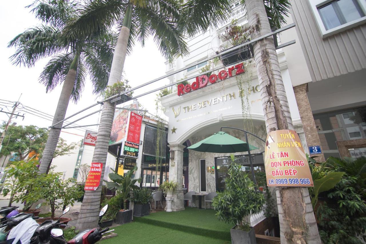 Reddoorz Plus Near Secc مدينة هوشي منه المظهر الخارجي الصورة
