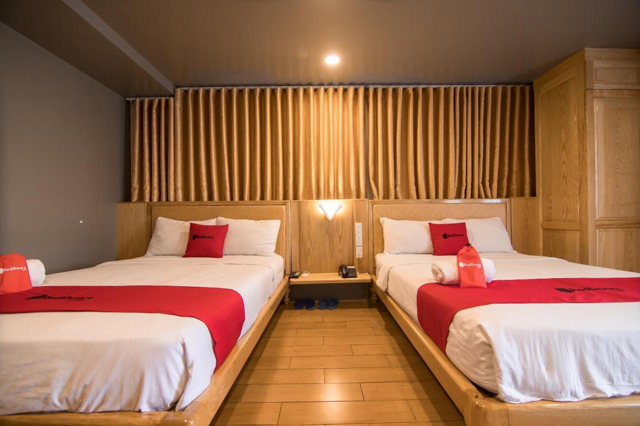 Reddoorz Plus Near Secc مدينة هوشي منه المظهر الخارجي الصورة
